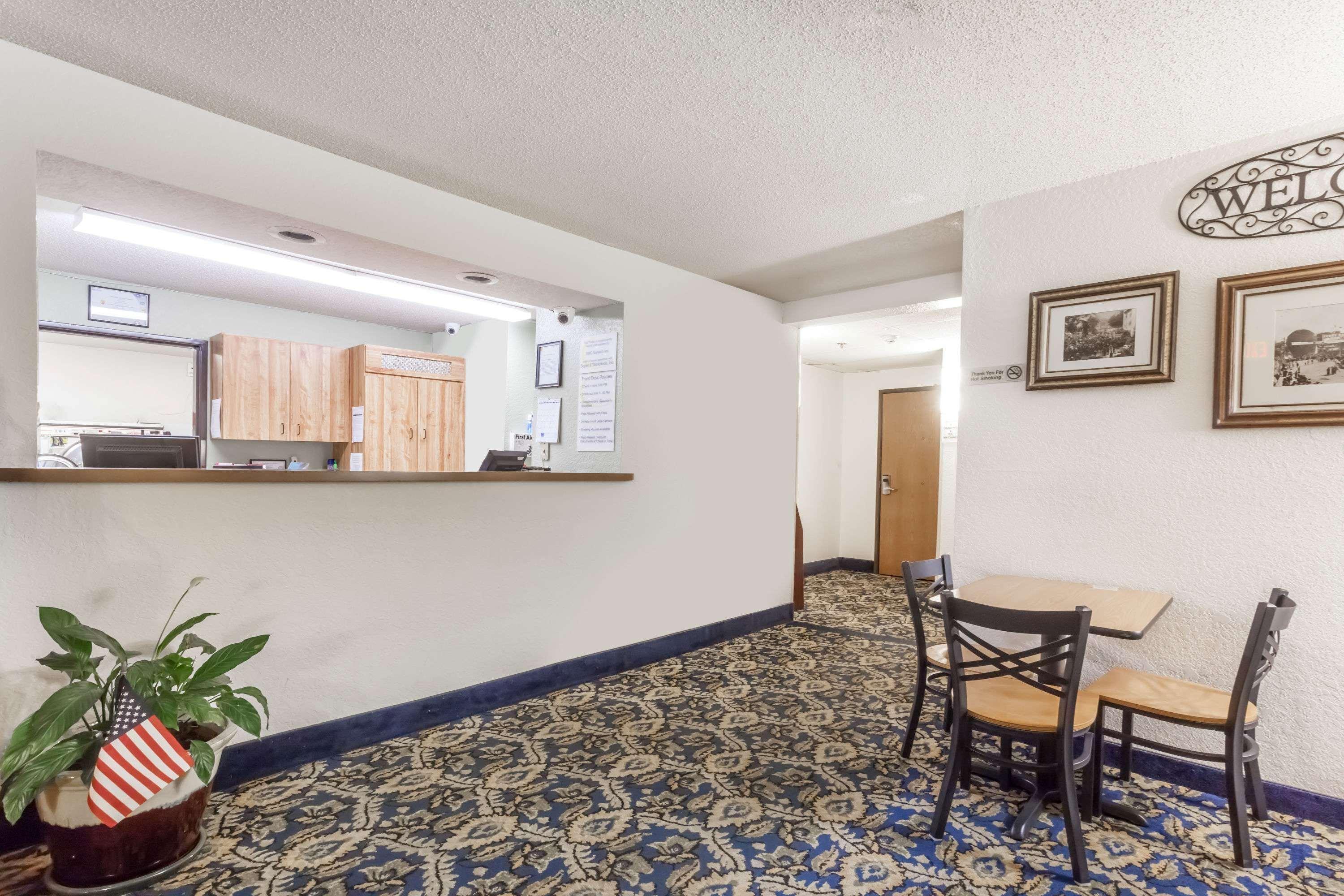 Hotel Super 8 by Wyndham Norwich Zewnętrze zdjęcie