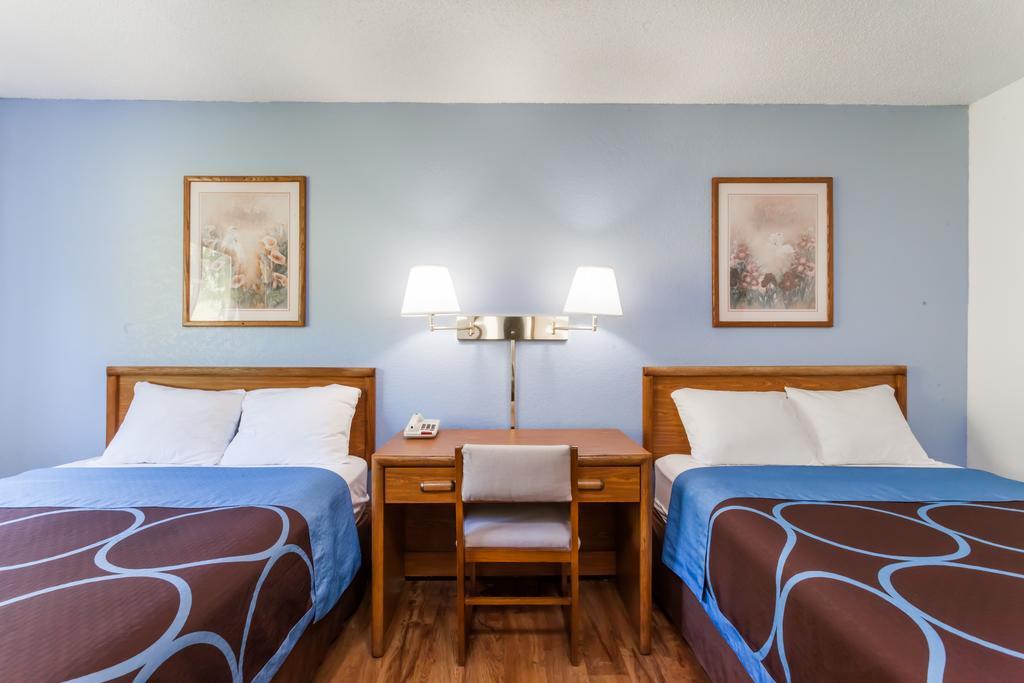 Hotel Super 8 by Wyndham Norwich Zewnętrze zdjęcie
